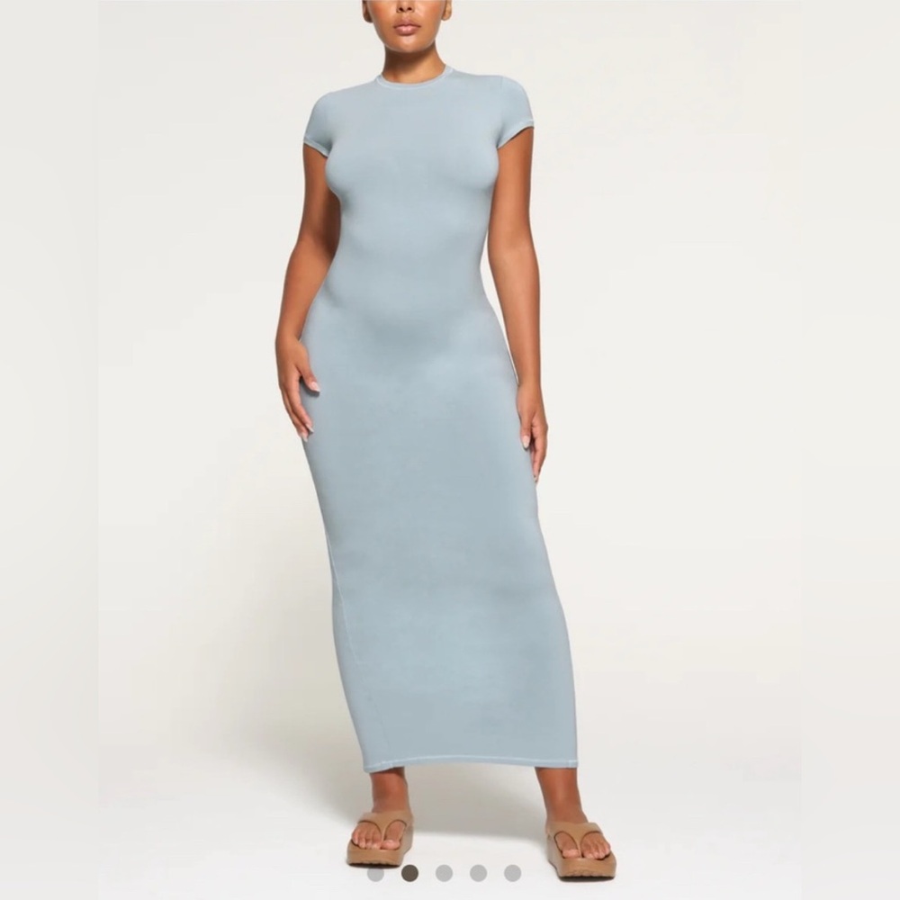 NWOT - Skims - Vintage‎ T-shirt Long Dress